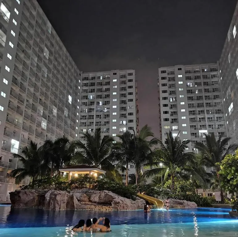 Shore Residence Manila 0*,
